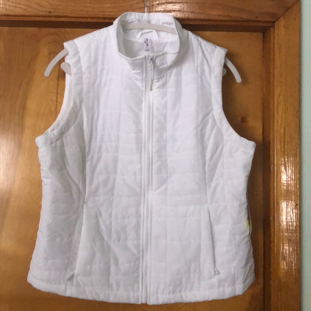 Light weight white vest